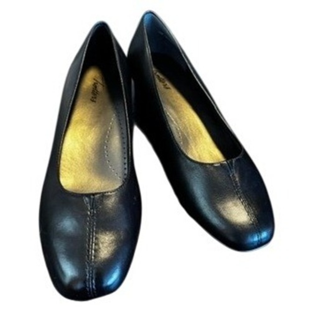Trotters Doris Shoe 10 W/WW Black‎ Leather Low Block Heel Pumps Square Toe Dress